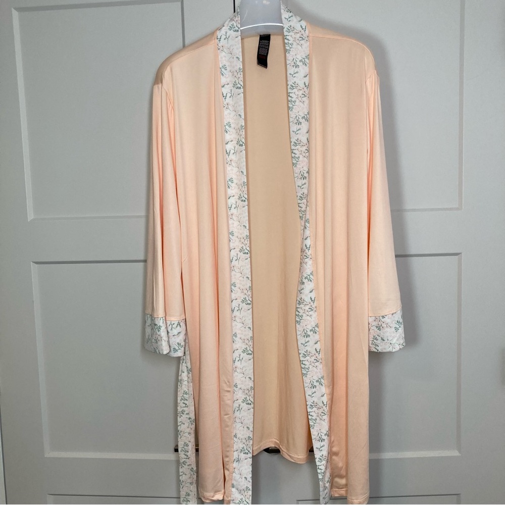 Nanette Lepore Sport Peach Light Weight Short Robe Floral Trim Belt NWOT